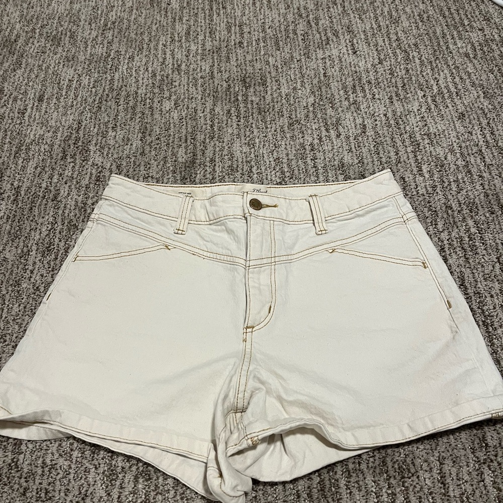 Universal Thread Women's White Jean Shorts